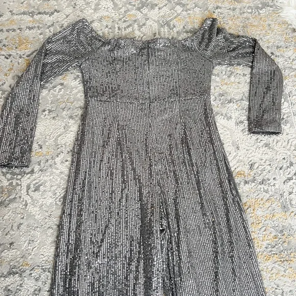 Silver sequin jumpsuit Size 8 Boohoo - Picture 3 of 5